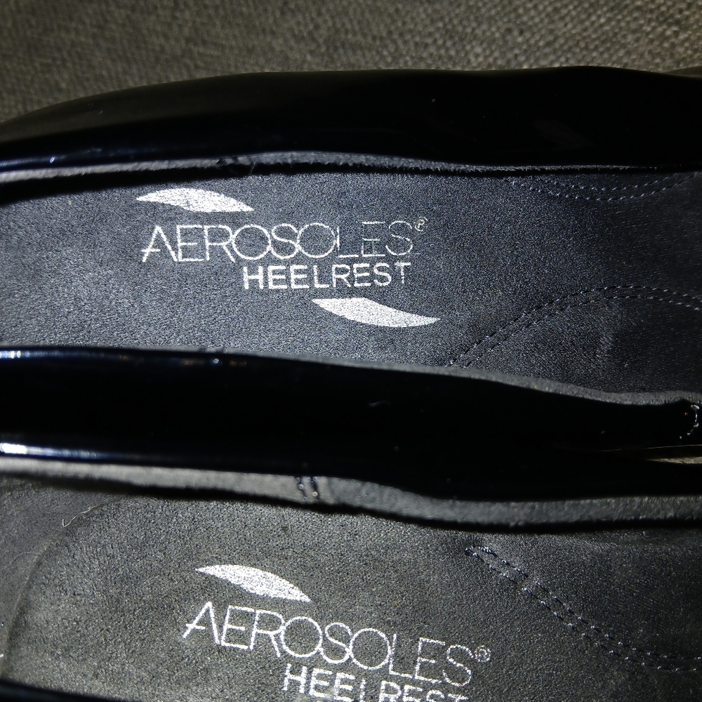 Elegant Black Aerosoles Women's Heels. Size 8.5 - Picture 6 of 16